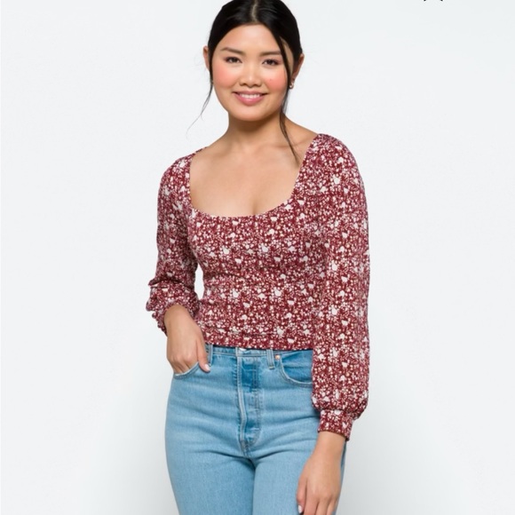 LUSH Naomi Square Neck Cropped Knit Top - Picture 2 of 11